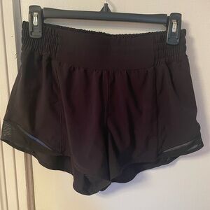 Lululemon Hotty Hot High-Rise Lined Short 2.5”